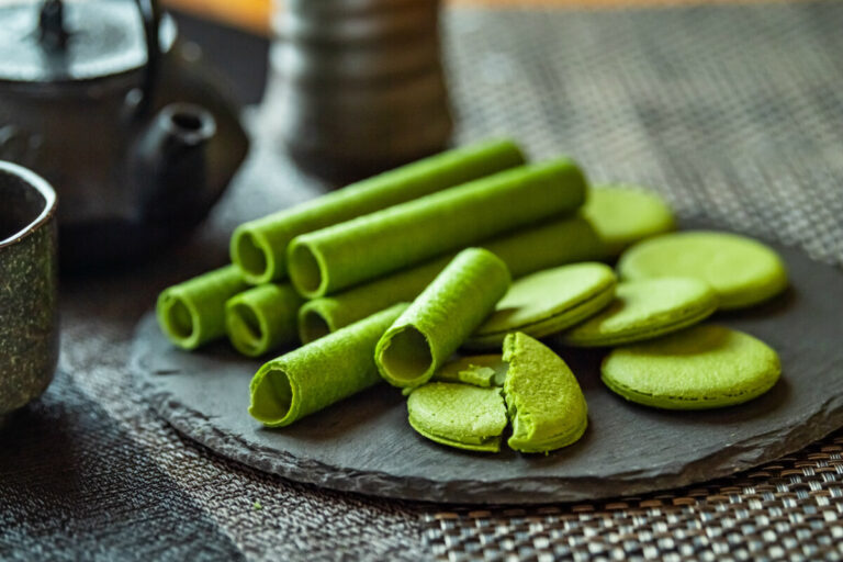 Matcha Delight Gift Pack: Langues de chat & Sakuroru