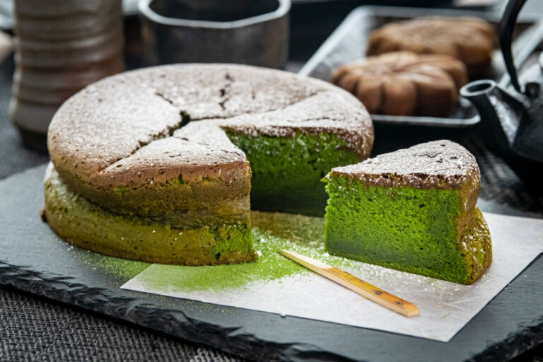 Matcha Indulgence Gift Pack: Matcha Butter Cake and Matcha Gateau Chocolat Cake - Image 2