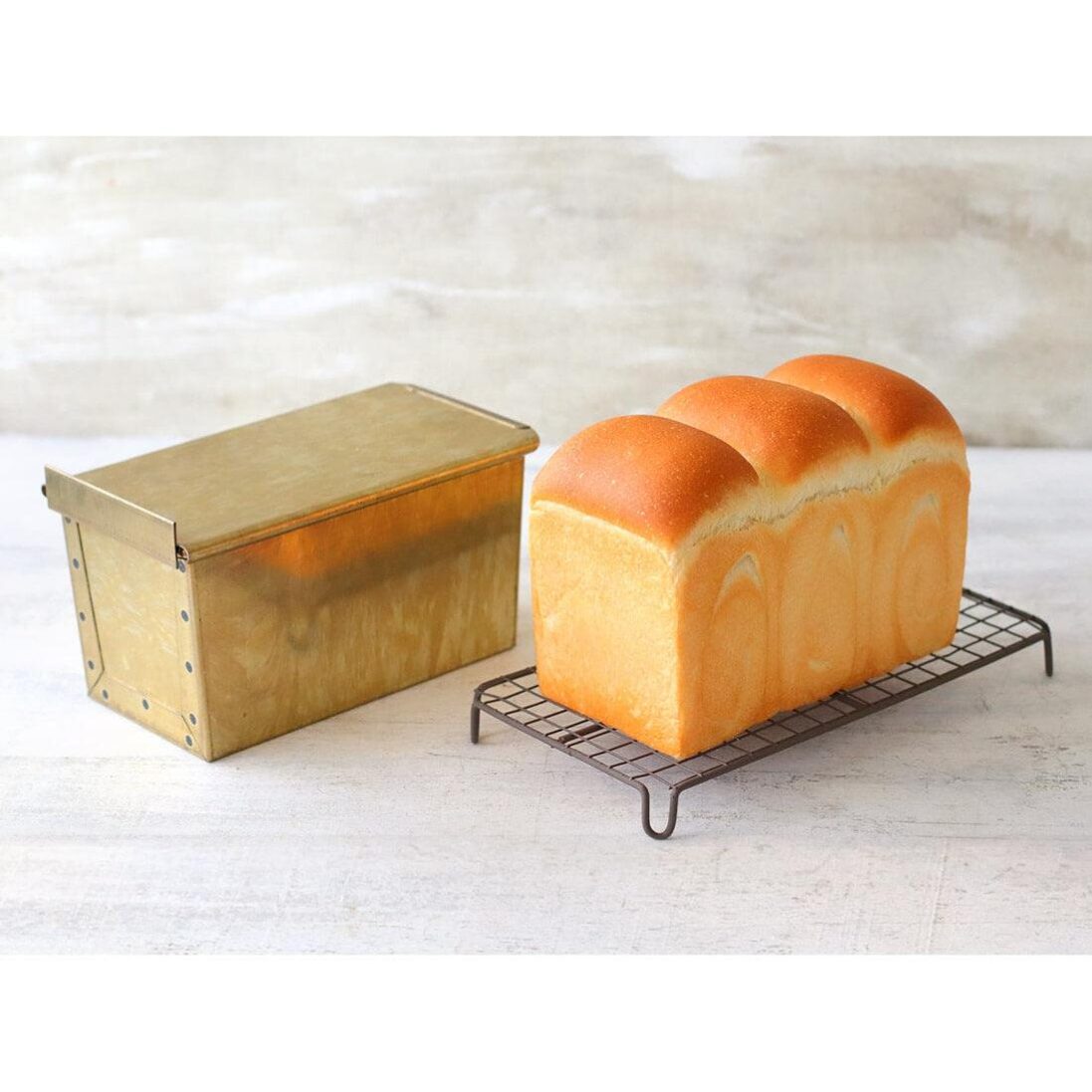 Matsunaga Golden Bread Mold Shokupan Bread Mold 1 Loaf
