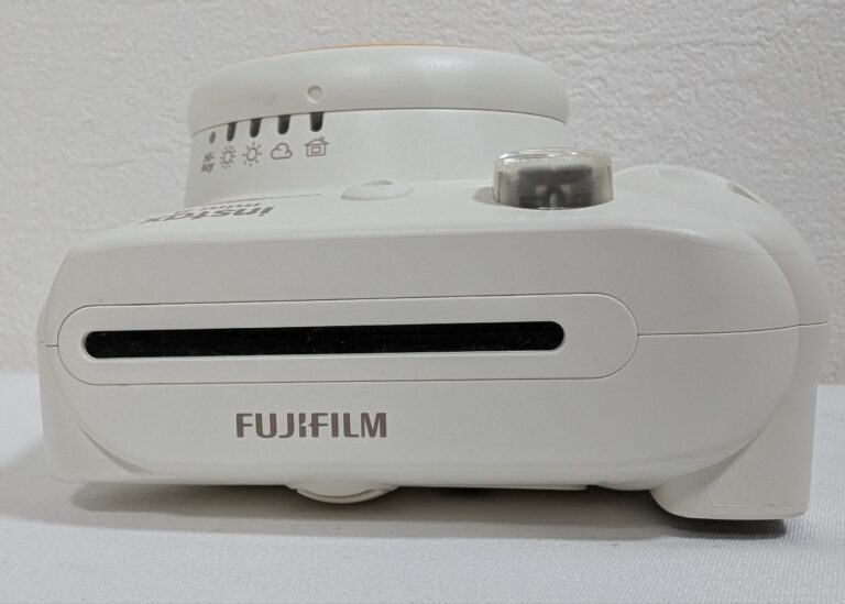 Fujifilm Instax Mini 8 Gudetama Edition Instant Camera - White/Gold, Tested - Image 8