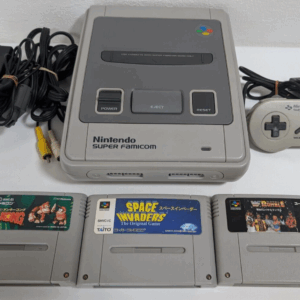 Nintendo Super Famicom Console with Controller and 3 Games - Donkey Kong, Space