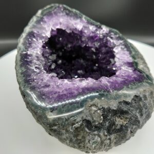 Deep Purple Amethyst Geode  Uruguay 1063g (2.34lbs) High-Quality Crystal Cluster