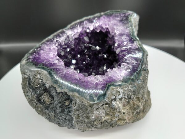 Deep Purple Amethyst Geode  Uruguay 1063g (2.34lbs) High-Quality Crystal Cluster - Image 2