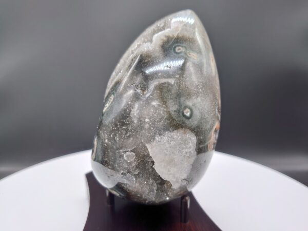 High-Quality Sugar Agate Druzy Egg 577g (1.27lbs) Quartz from Uruguay - Image 6