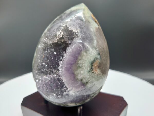 High-Quality Polished Amethyst Egg Geode 478g (1.05lbs) Crystal from Uruguay - Image 4