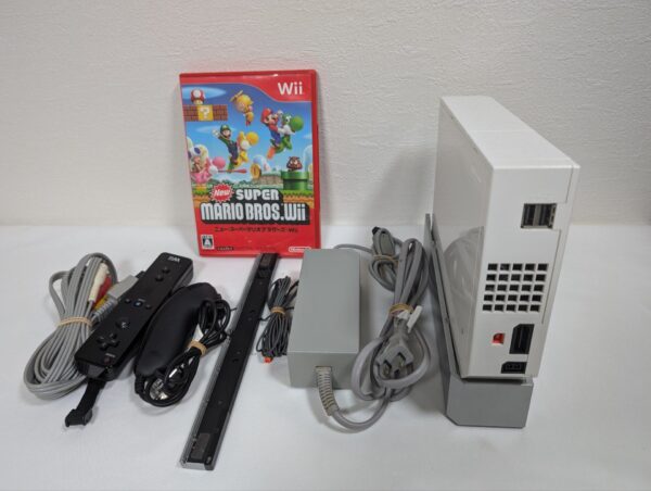 Nintendo Wii RVL-001 White Console Works Gamecube RVL-001 Japanese Ver.