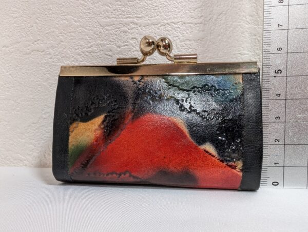 Vintage Japanese Coin Purse with Artistic Abstract Design, Clasp Closure - Image 2