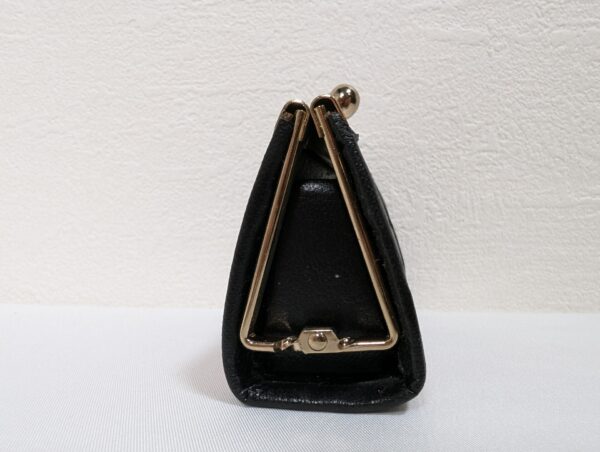 Vintage Japanese Coin Purse with Artistic Abstract Design, Clasp Closure - Image 3