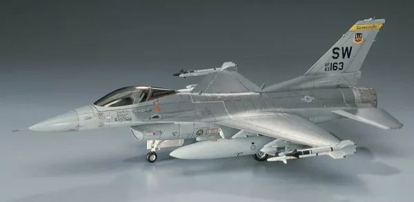 Hasegawa 1/72 US Air Force F-16C Fighting Falcon Plastic Model B2 - Image 3
