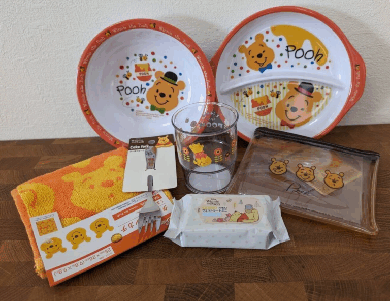 Winnie the pooh 7 piece set From Japan