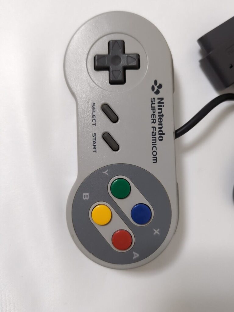 Nintendo Super Famicom Console w/ 2 Pads & Cords  NTSC-J 3 Comes With 3 Games - Image 7